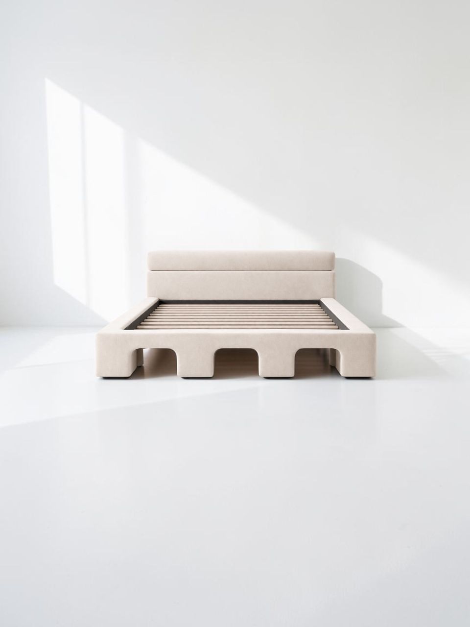Arcus Bed